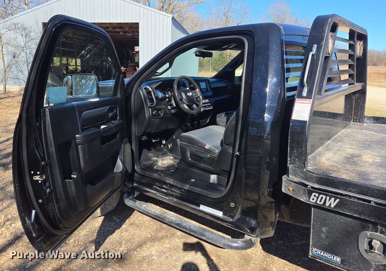 image for item DP6185 2021 Dodge Ram 3500 dump bale bed pickup truck