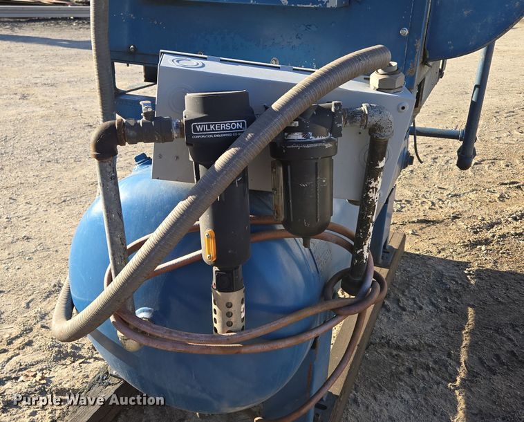 image for item DP6188 Quincy air compressor