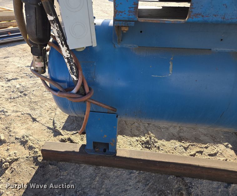 image for item DP6188 Quincy air compressor