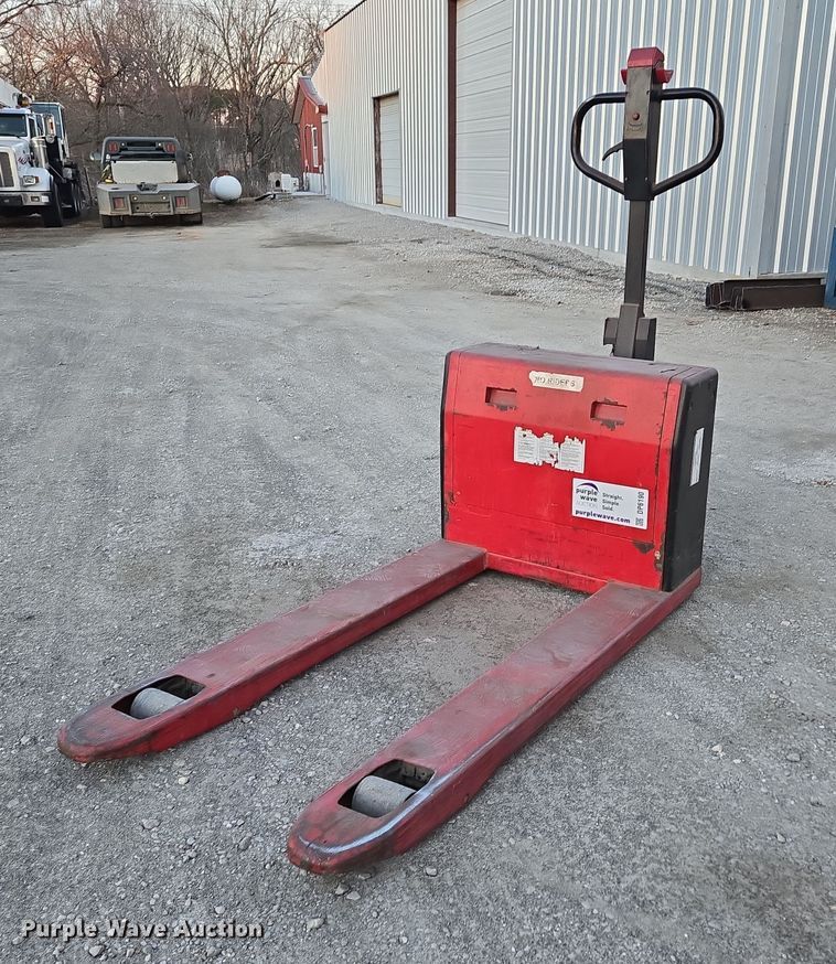 image for item DP6190 Dayton 5RTD1 pallet jack