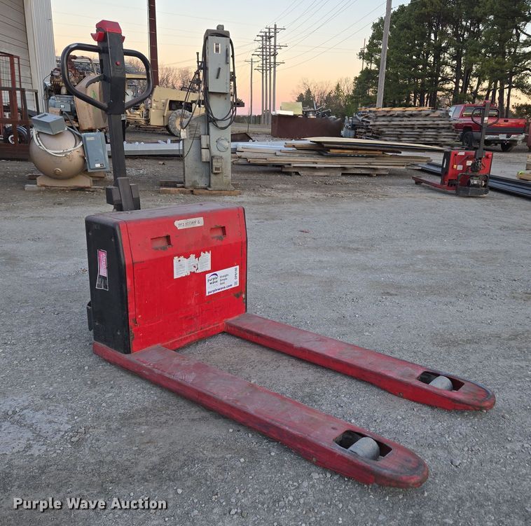 image for item DP6190 Dayton 5RTD1 pallet jack