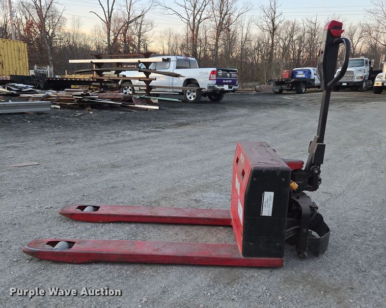 image for item DP6190 Dayton 5RTD1 pallet jack
