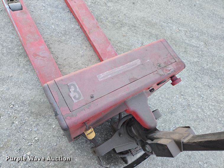 image for item DP6190 Dayton 5RTD1 pallet jack