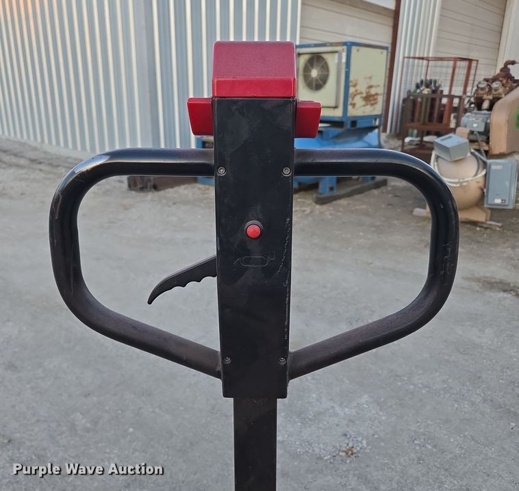 image for item DP6190 Dayton 5RTD1 pallet jack