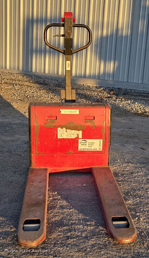 image for item DP6191 Dayton 5RTD1 pallet jack