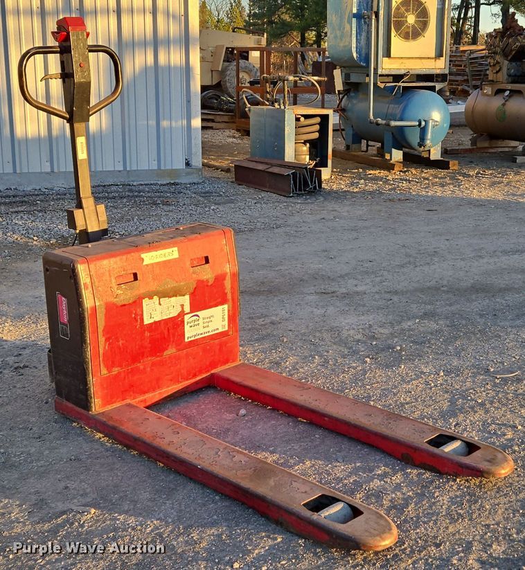 image for item DP6191 Dayton 5RTD1 pallet jack
