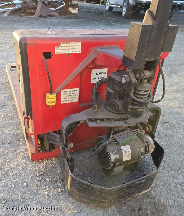 image for item DP6191 Dayton 5RTD1 pallet jack