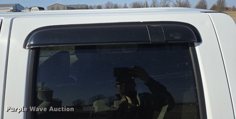 image for item DP6195 2000 Nissan Frontier Crew Cab pickup truck