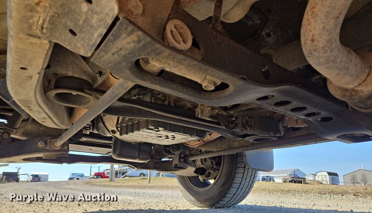 image for item DP6195 2000 Nissan Frontier Crew Cab pickup truck