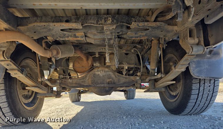 image for item DP6195 2000 Nissan Frontier Crew Cab pickup truck