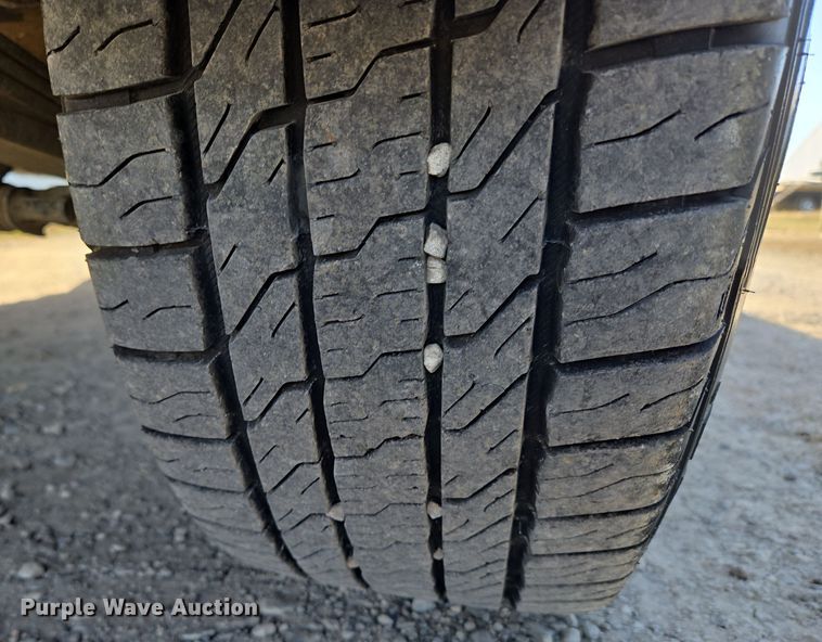 image for item DP6195 2000 Nissan Frontier Crew Cab pickup truck