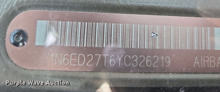 image for item DP6195 2000 Nissan Frontier Crew Cab pickup truck