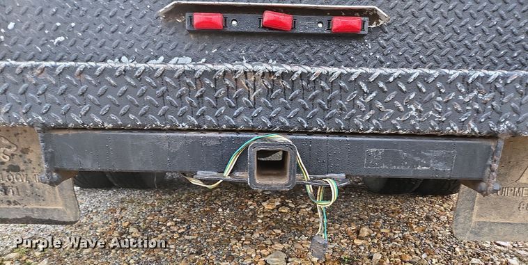 image for item DP6197 2001 Dodge Ram 3500 bucket truck