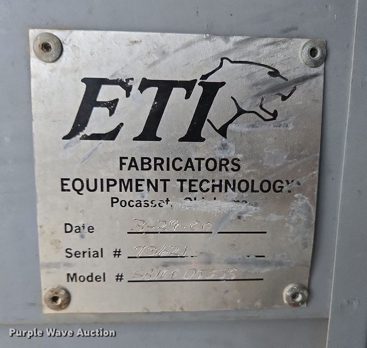 image for item DP6197 2001 Dodge Ram 3500 bucket truck