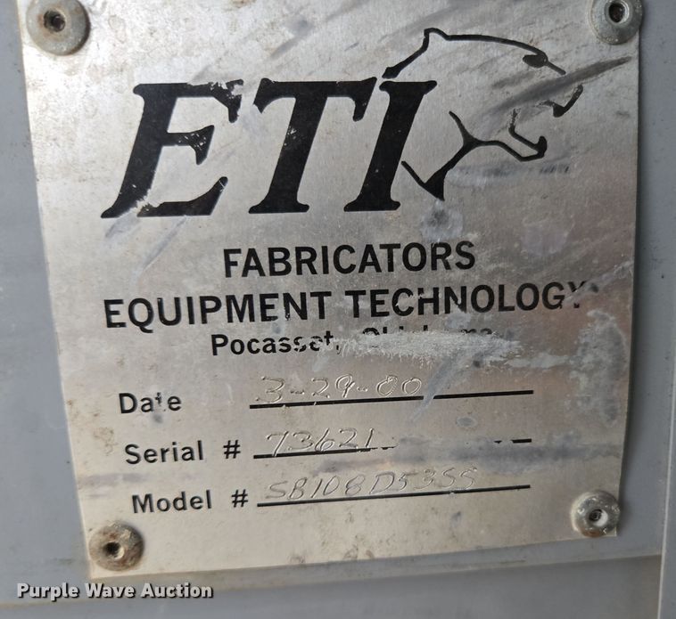 image for item DP6197 2001 Dodge Ram 3500 bucket truck