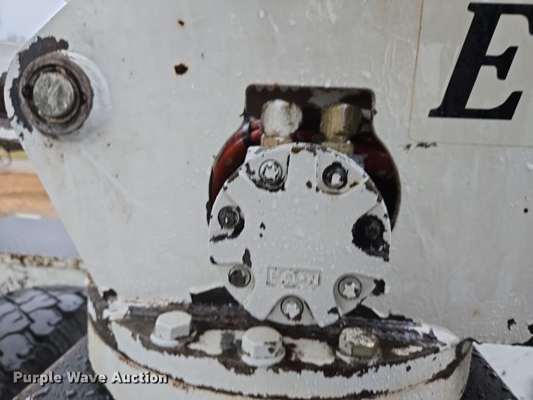 image for item DP6197 2001 Dodge Ram 3500 bucket truck