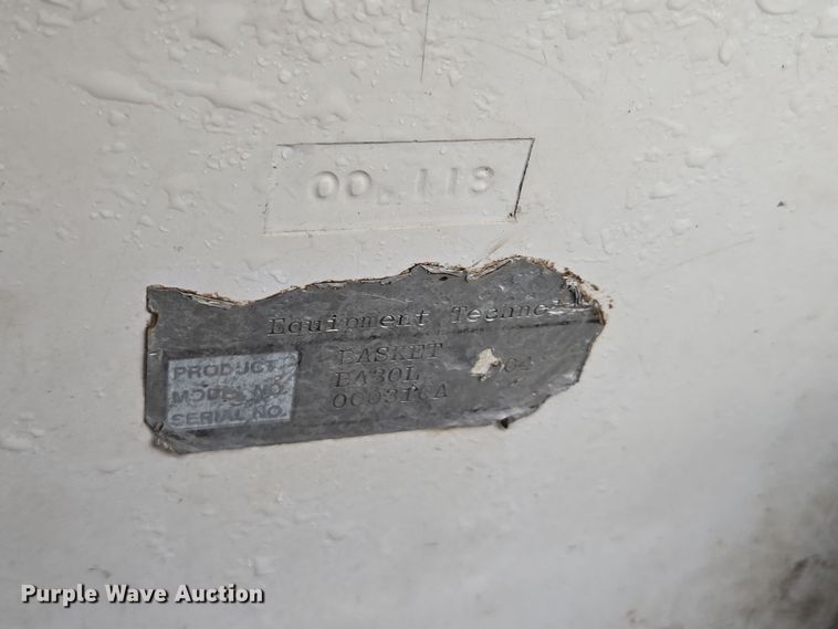 image for item DP6197 2001 Dodge Ram 3500 bucket truck