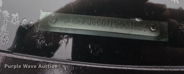 image for item DP6197 2001 Dodge Ram 3500 bucket truck