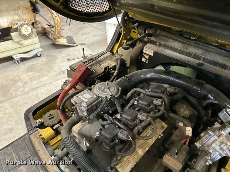 image for item DQ6640 2005 Yale Veracitor 50VX forklift