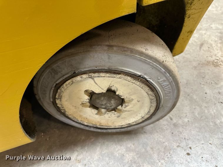 image for item DQ6640 2005 Yale Veracitor 50VX forklift