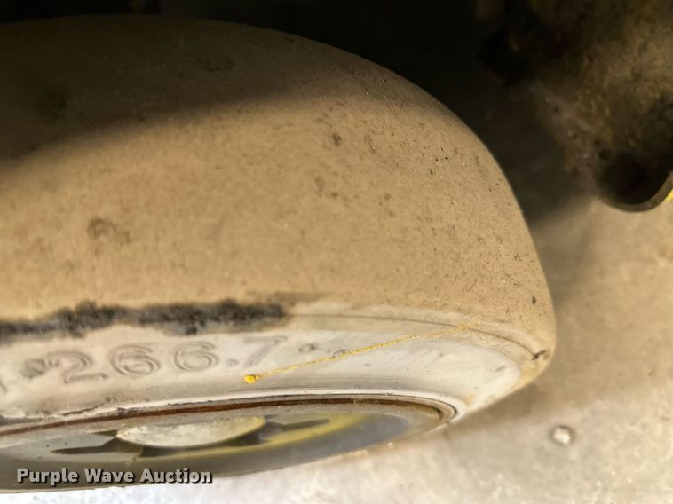 image for item DQ6640 2005 Yale Veracitor 50VX forklift