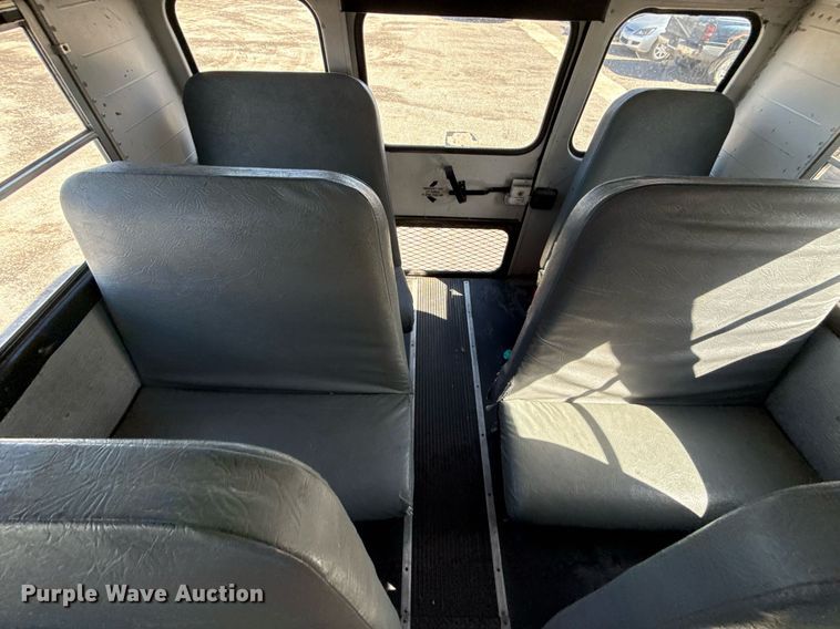 image for item DQ6651 2003 Thomas school bus