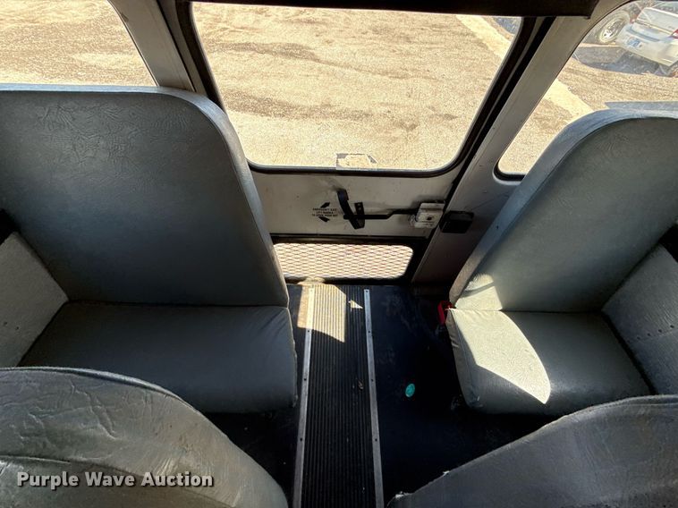 image for item DQ6651 2003 Thomas school bus