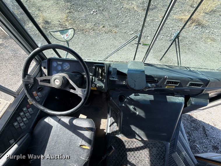 image for item DQ6651 2003 Thomas school bus