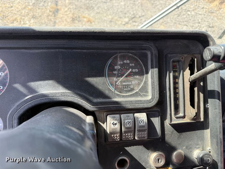 image for item DQ6651 2003 Thomas school bus