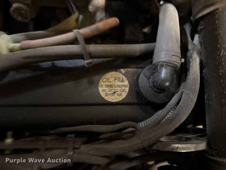 image for item DQ6681 2000 Hyster 50 forklift