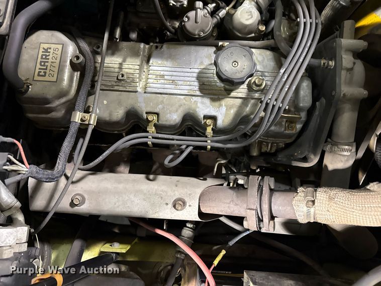 image for item DQ6682 Clark GCS25MB forklift