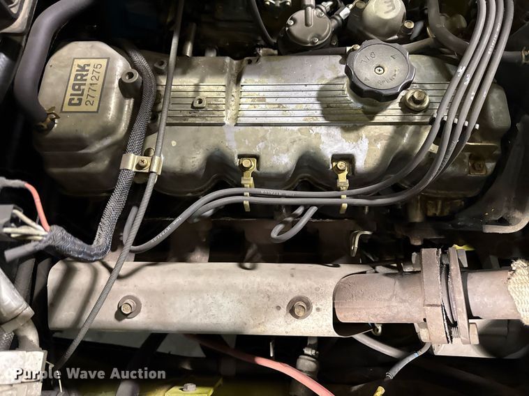 image for item DQ6682 Clark GCS25MB forklift