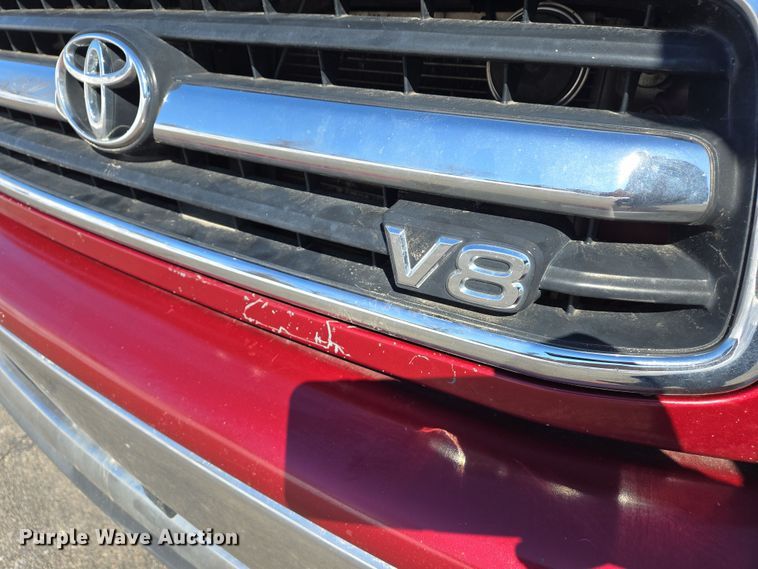 image for item DS5270 2000 Toyota Tundra Limited Access Cab pickup truck