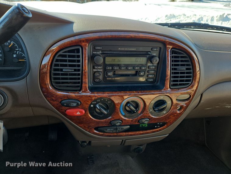 image for item DS5270 2000 Toyota Tundra Limited Access Cab pickup truck