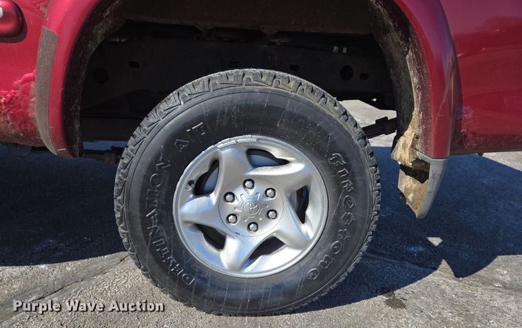 image for item DS5270 2000 Toyota Tundra Limited Access Cab pickup truck