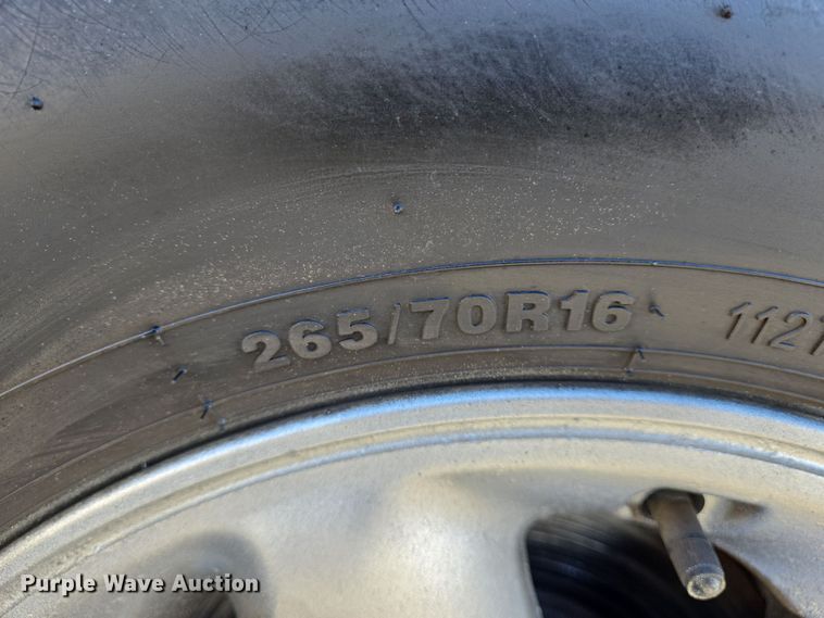 image for item DS5270 2000 Toyota Tundra Limited Access Cab pickup truck