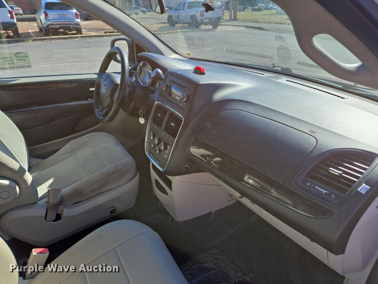 image for item DS5291 2015 Dodge Grand Caravan handicap accessible van