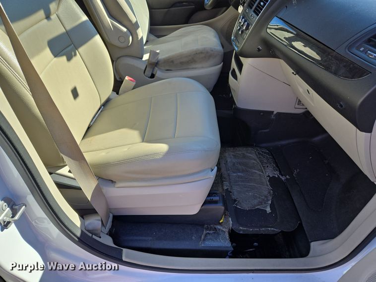 image for item DS5291 2015 Dodge Grand Caravan handicap accessible van