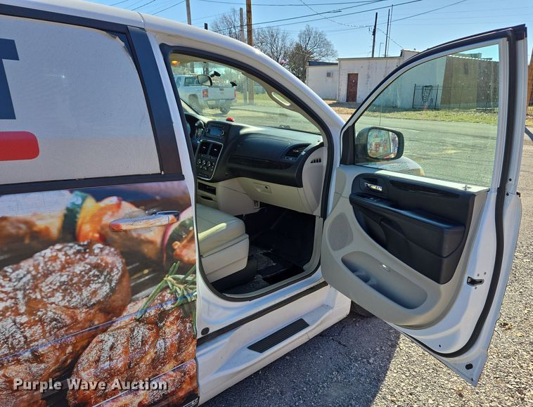 image for item DS5291 2015 Dodge Grand Caravan handicap accessible van