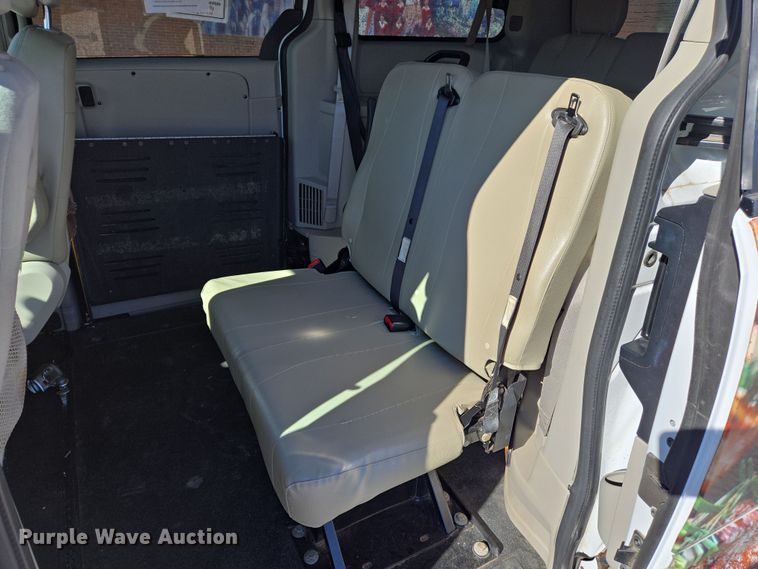 image for item DS5291 2015 Dodge Grand Caravan handicap accessible van