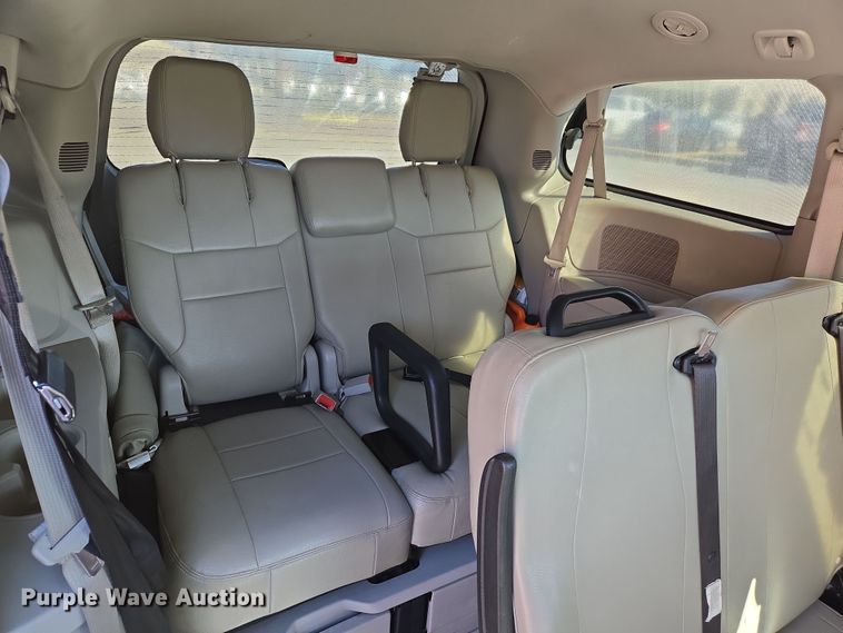 image for item DS5291 2015 Dodge Grand Caravan handicap accessible van