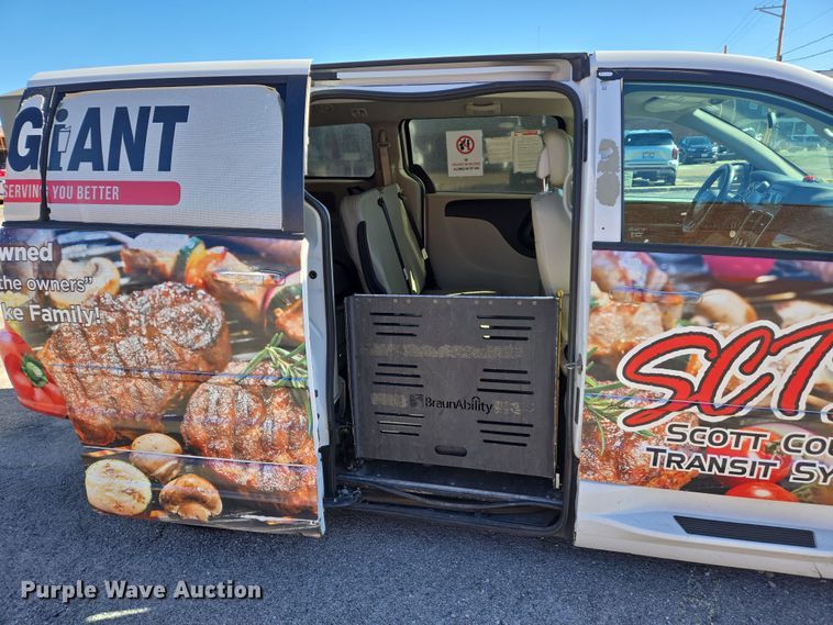 image for item DS5291 2015 Dodge Grand Caravan handicap accessible van