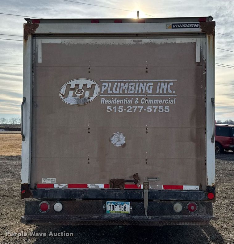 image for item DT0613 2010 Chevrolet Express box truck