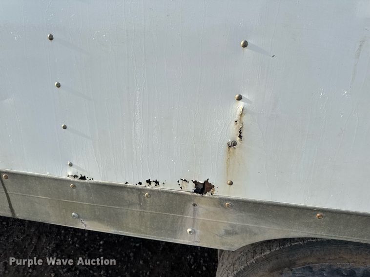 image for item DT0613 2010 Chevrolet Express box truck