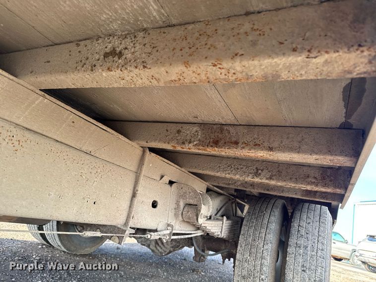 image for item DT0613 2010 Chevrolet Express box truck