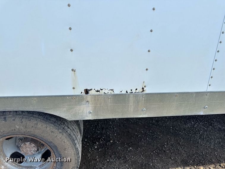 image for item DT0613 2010 Chevrolet Express box truck