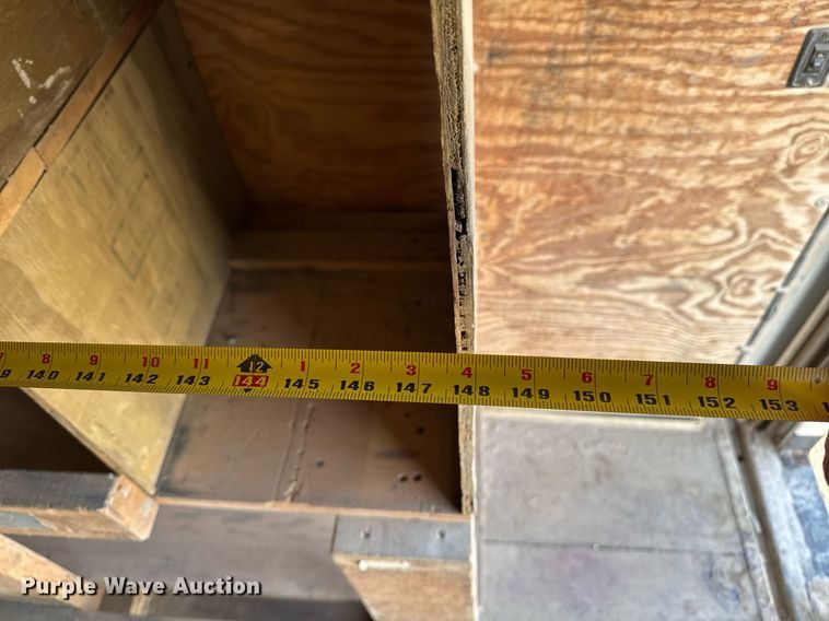 image for item DT0613 2010 Chevrolet Express box truck