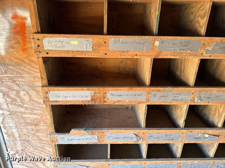 image for item DT0613 2010 Chevrolet Express box truck