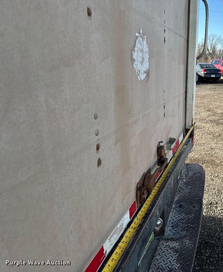 image for item DT0613 2010 Chevrolet Express box truck