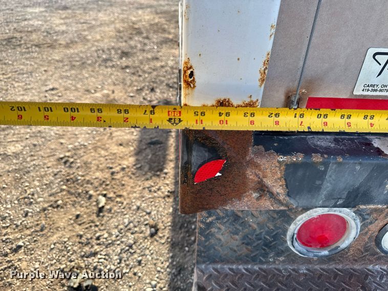 image for item DT0613 2010 Chevrolet Express box truck